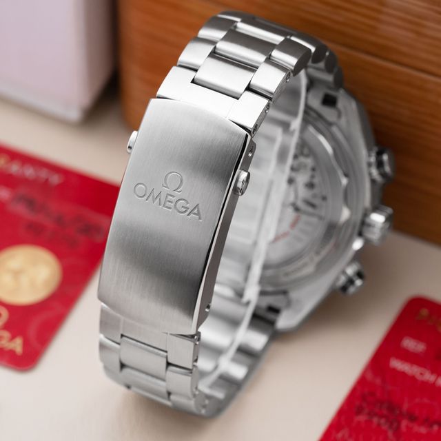 Omega Planet Ocean 215.30.46.51.01.001 Image 3